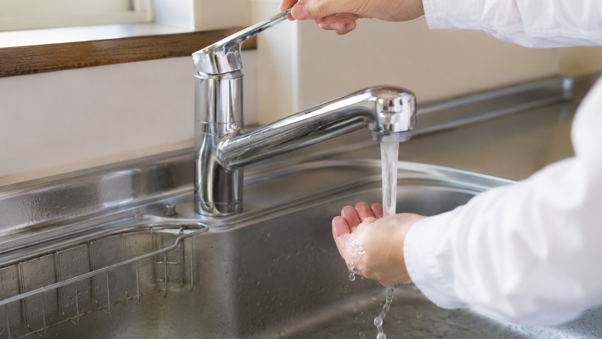 蛇口の水圧や水まわりを確認する